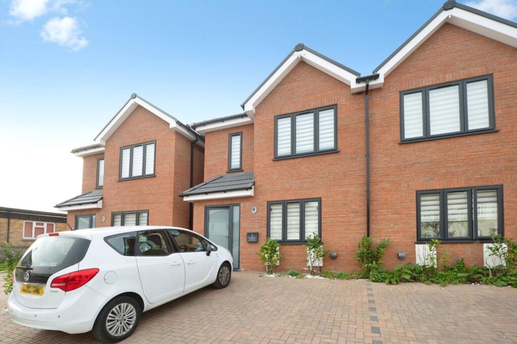 Main image of property: Tweed Way, Romford, RM1