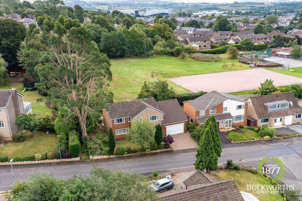 House in Burnley, Harle Syke, Haggate - View 3