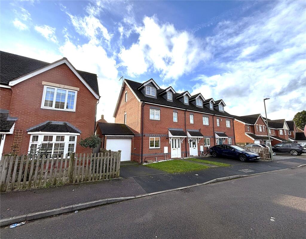 Main image of property: Griffin Close, Twyford, Banbury, Oxfordshire, OX17