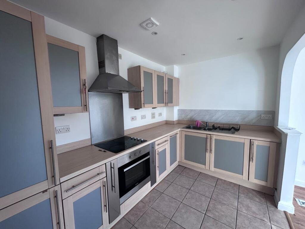 Apartment in Birmingham, West Midlands - View 5