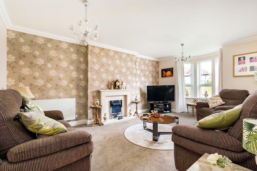House in Bristol, Stoke Bishop - View 3