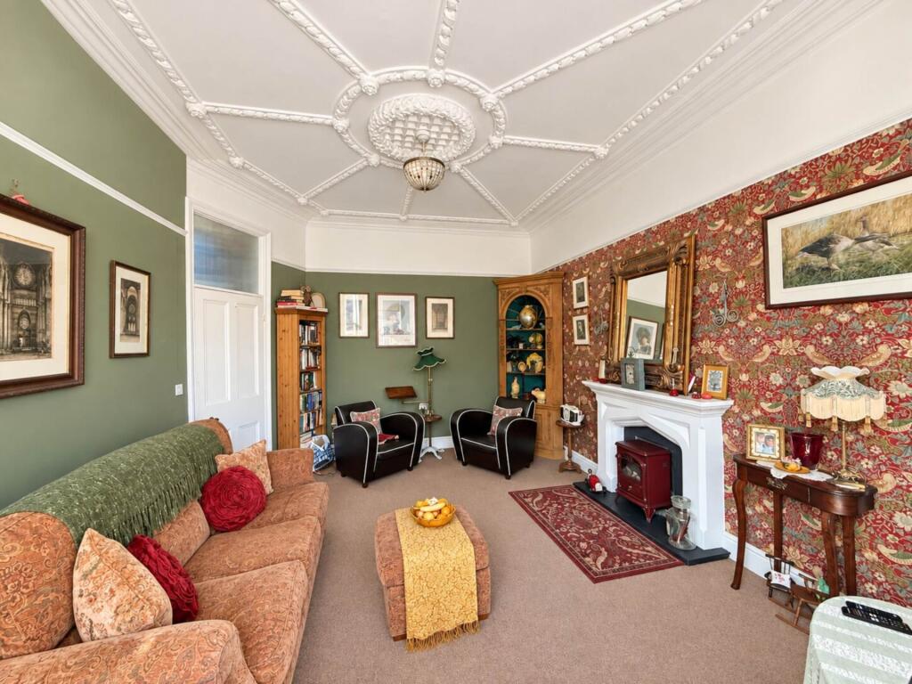 Apartment in Bristol - View 4