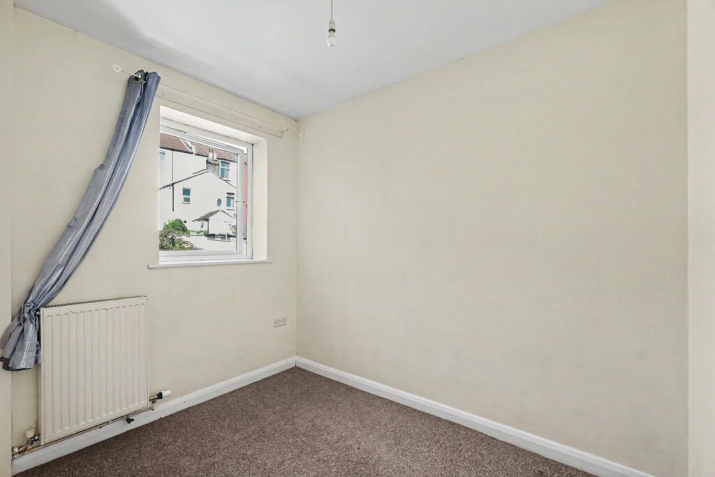 Apartment in Rochester - View 4