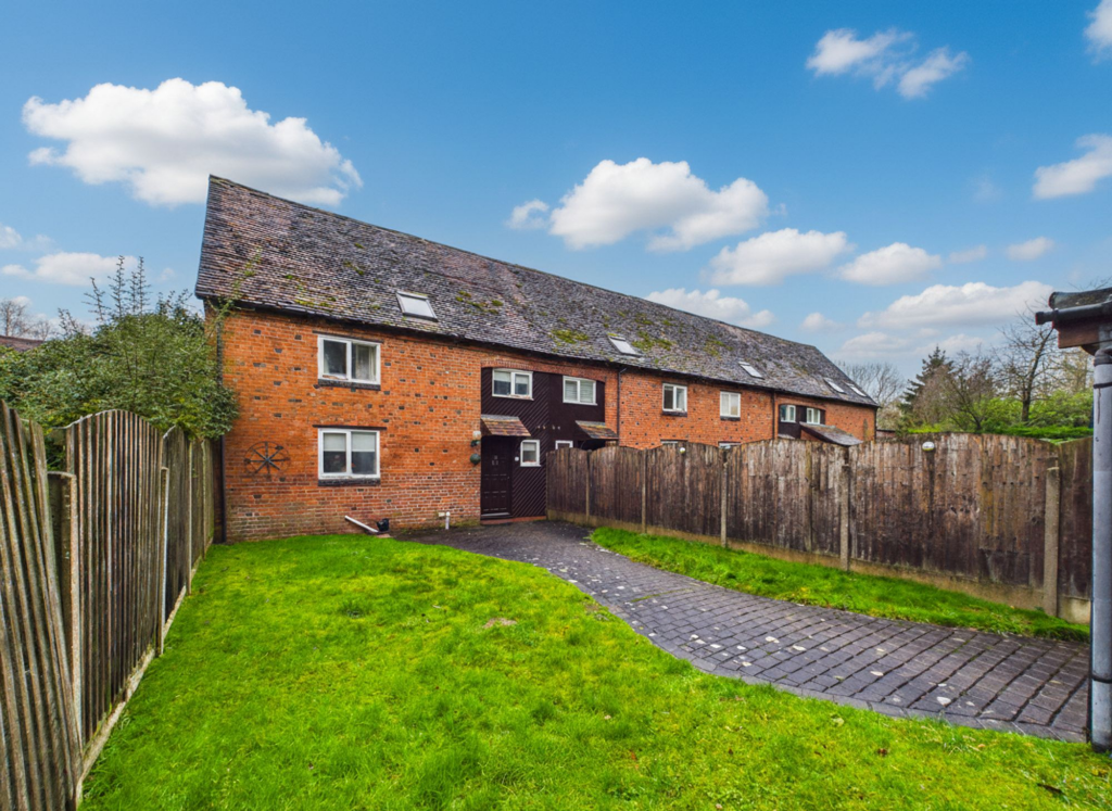 Main image of property: Newhouse Lane, Upton Warren, B61