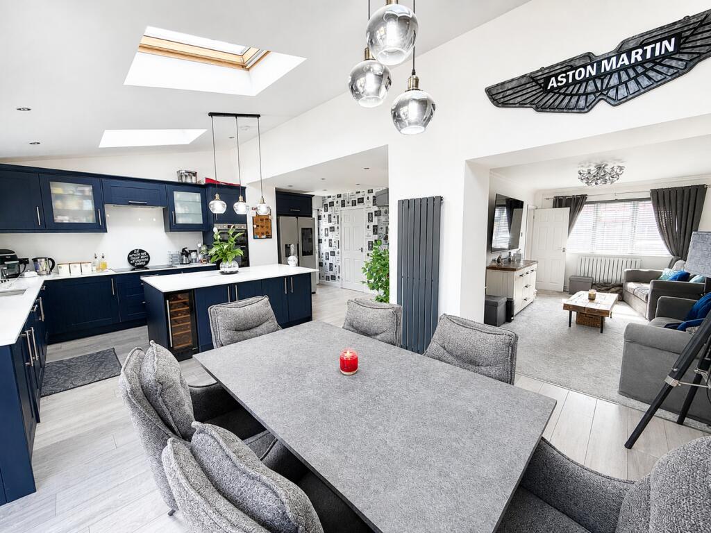 House in Southend-on-Sea - View 2