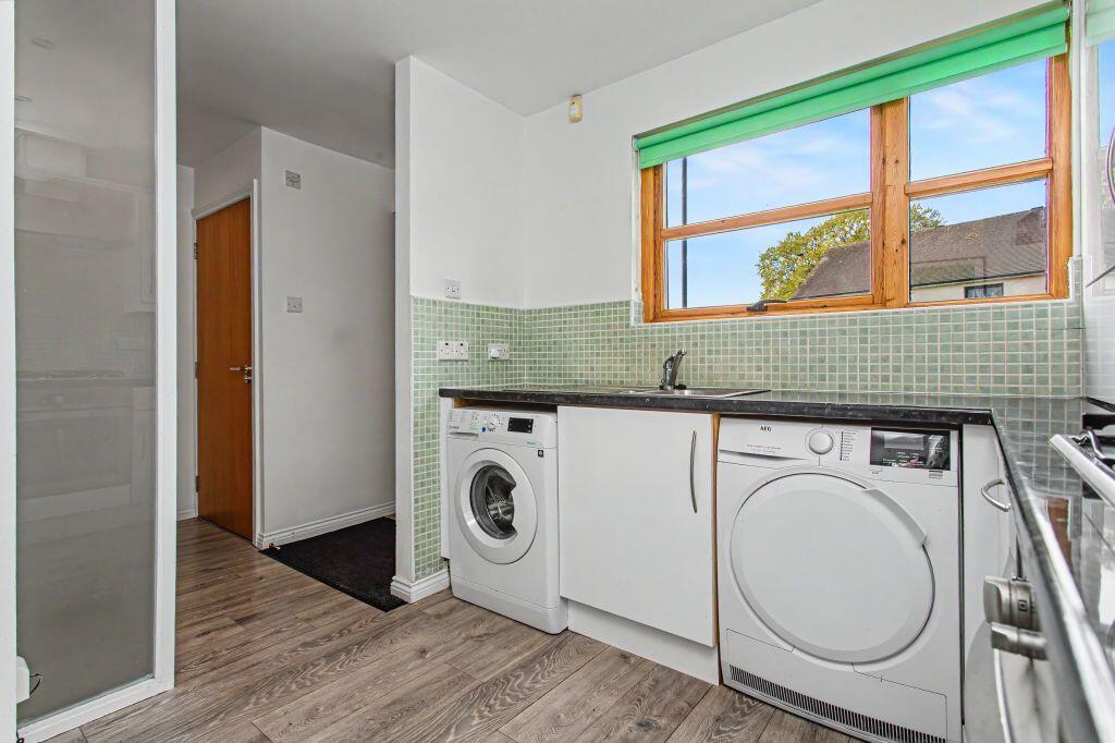 House in Lochwinnoch, Renfrewshire - More