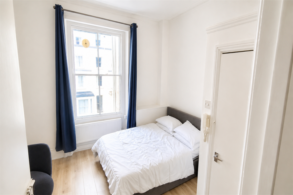 Main image of property: Prince's Square, W2