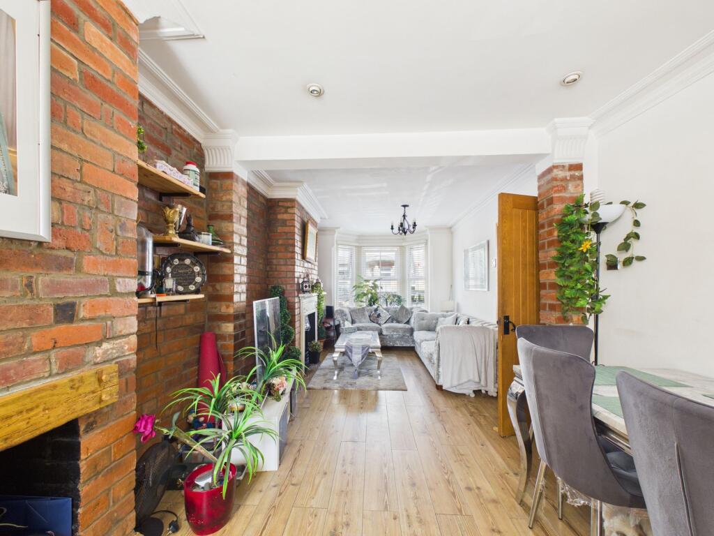 House in Reading, Katesgrove, Whitley - View 2