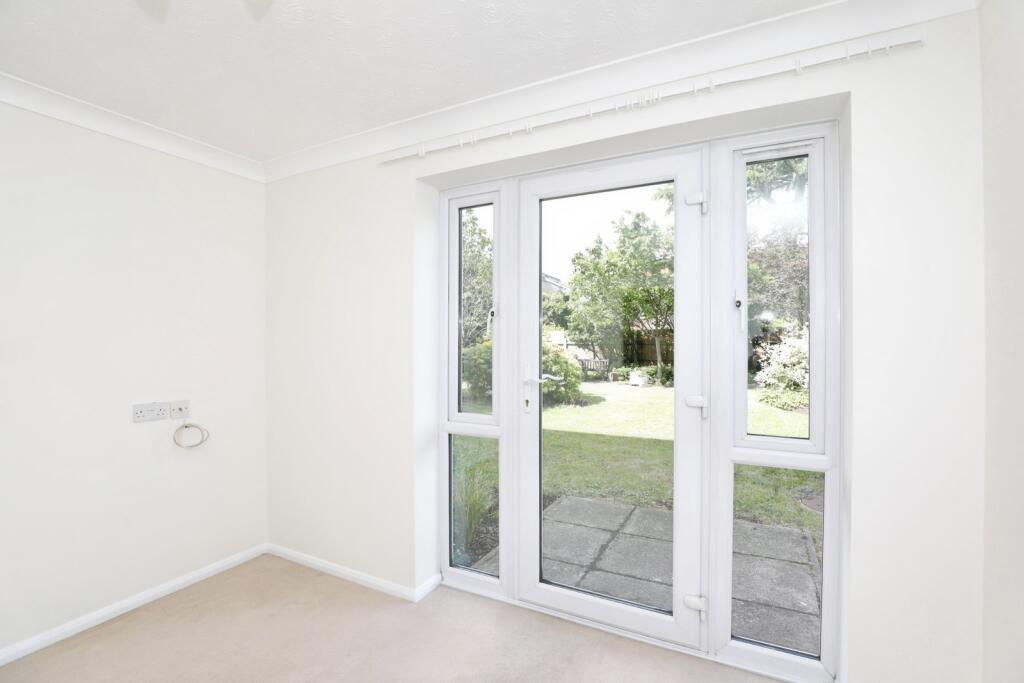 Apartment in London - View 3