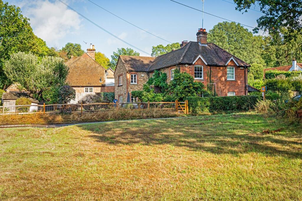 Main image of property: Littleford Lane, Blackheath, Guildford, Surrey, GU4