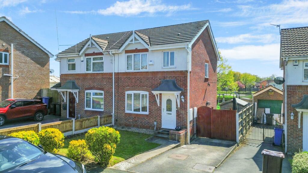 Main image of property: Parkwood Road, Whiston, L35