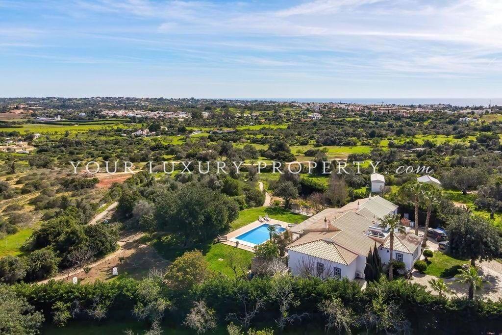 Main image of property: Algarve, Carvoeiro