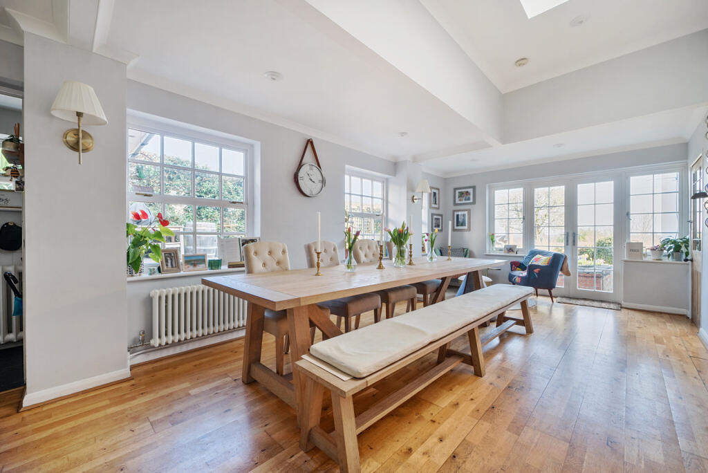 Main image of property: Spring Cottages, Knowl Hill Common, Knowl Hill, Berkshire, RG10