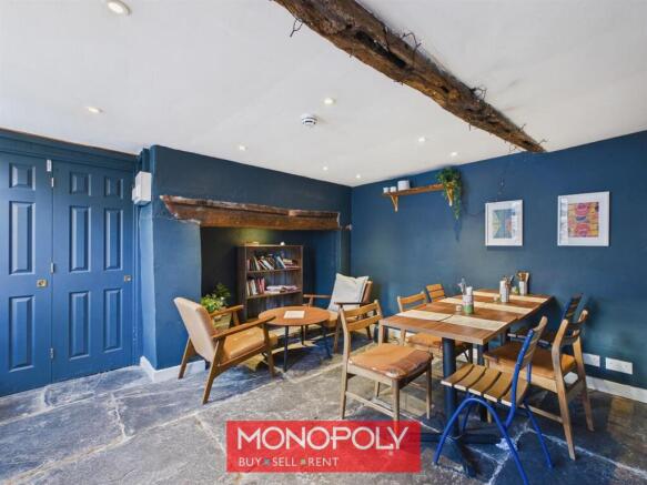 31 Outside Dining Room