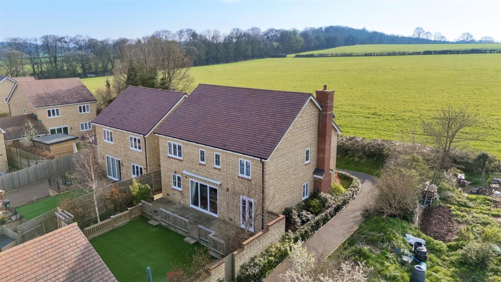 Main image of property: Hanover View, Milborne Port, Sherborne