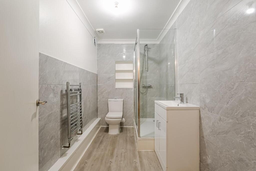 Apartment in London - View 4