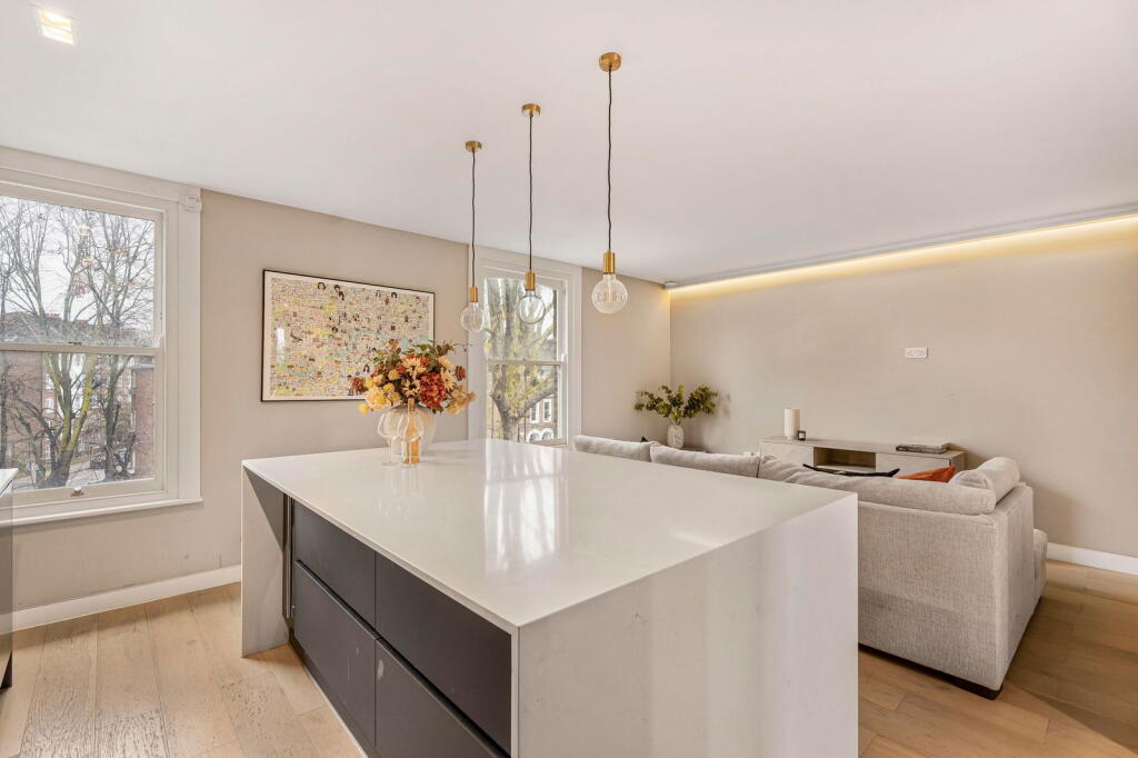 Main image of property: Amhurst Road, London, E8 2AW