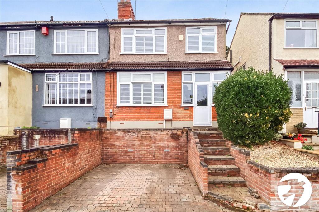 3-bed terraced on Elstree Gardens, Belvedere, Bexley, DA17, £425,000