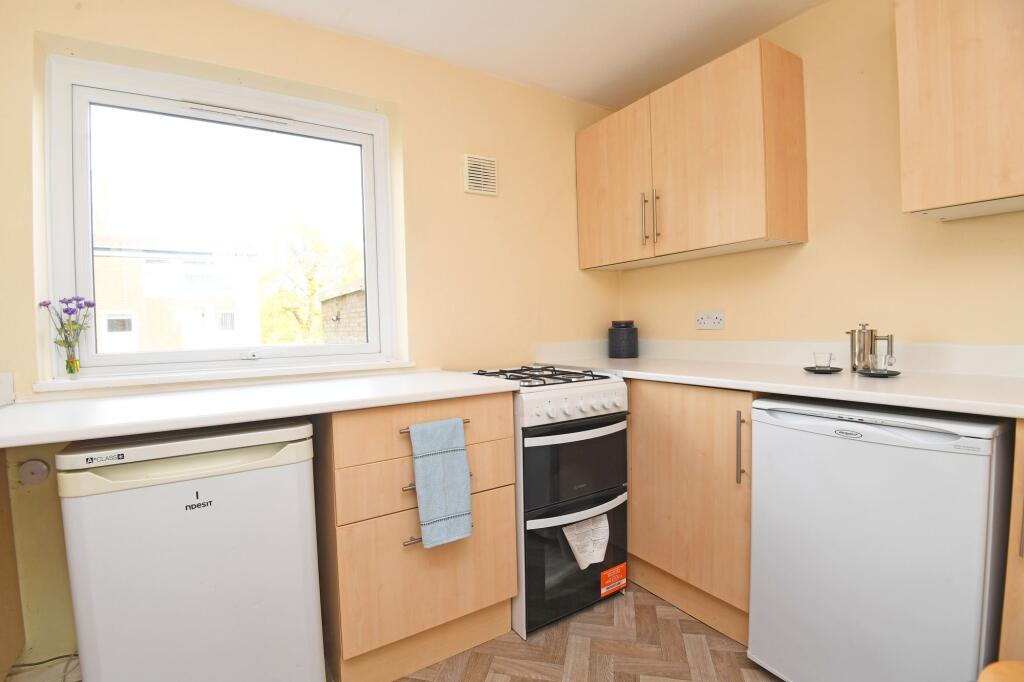 Hampsthwaite Road, Harrogate, HG1 photo 3