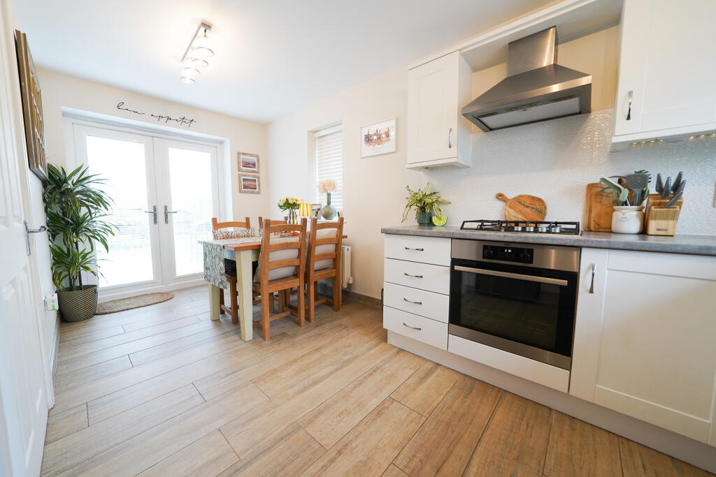 Lovett Crescent, Mountsorrel, Loughborough, Leicestershire - View 4