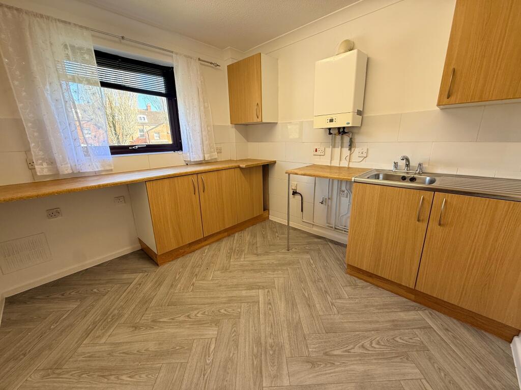 Additional image 2 of Central Acre, Yeovil, Somerset, BA20 1NU