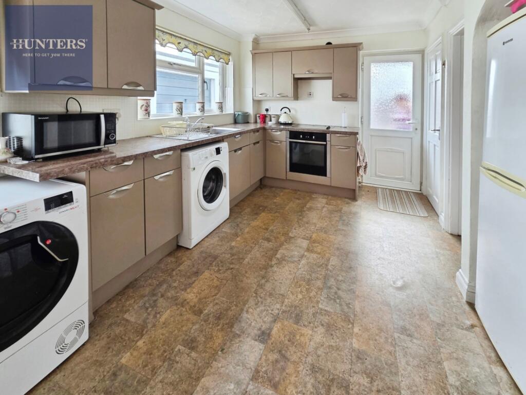 House in Pencoed, Hendre - View 3