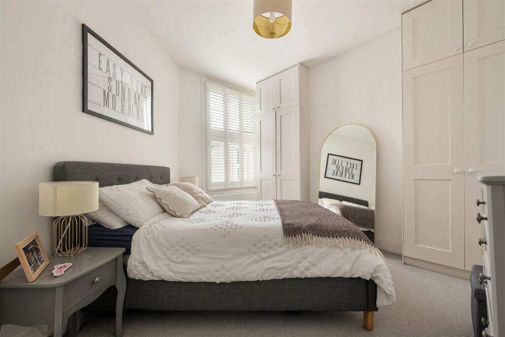 Apartment in London - View 4