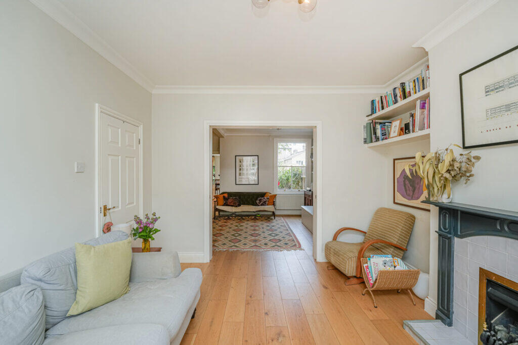 House in London, Muswell Hill - View 6