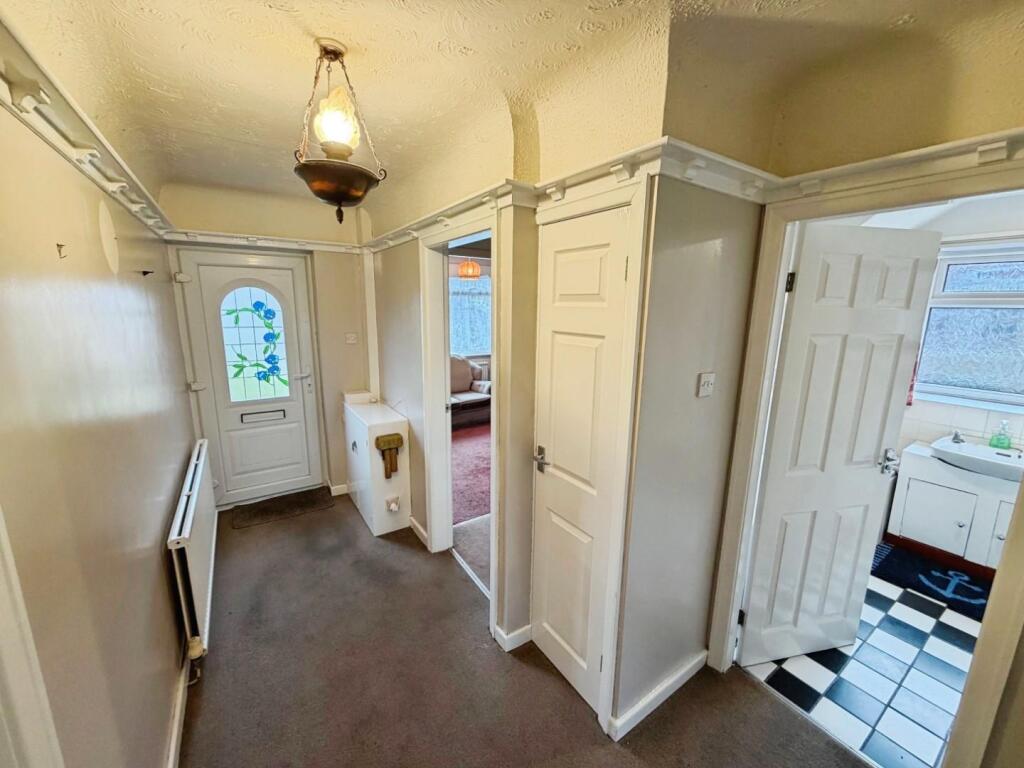 House in Childer Thornton, Ellesmere Port - View 3
