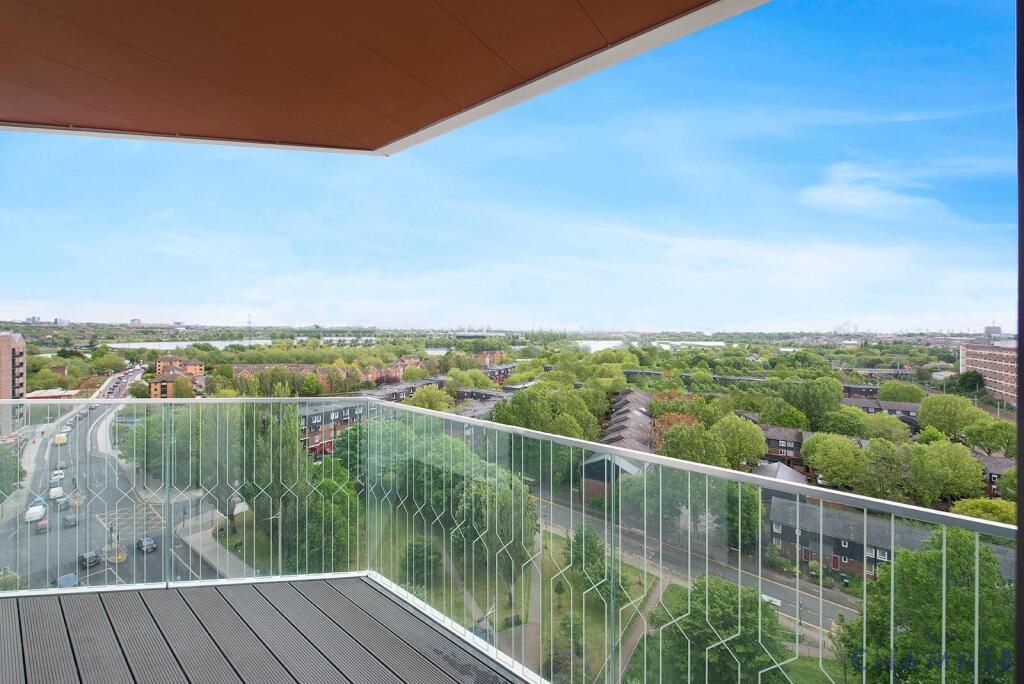 Apartment in London - View 5