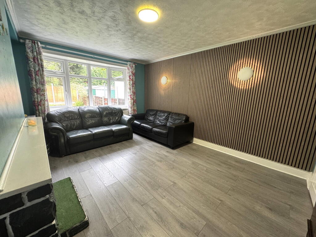Lawton Moor Road, M23 0QA photo 4