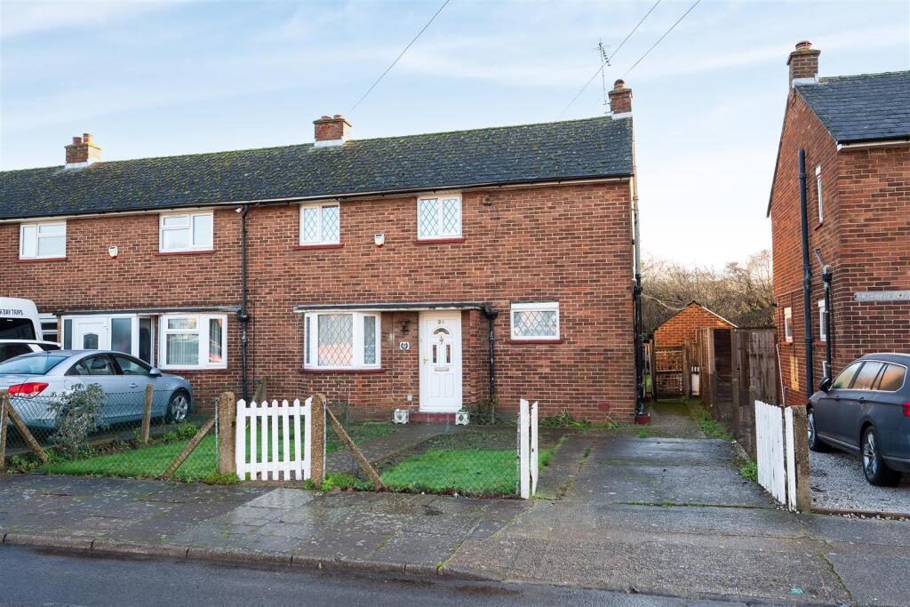 3-bed terraced on Blackthorn Avenue, West Drayton, £500,000