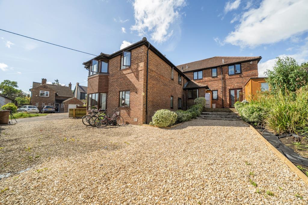 Main image of property: North Hinksey Village, Oxford, OX2