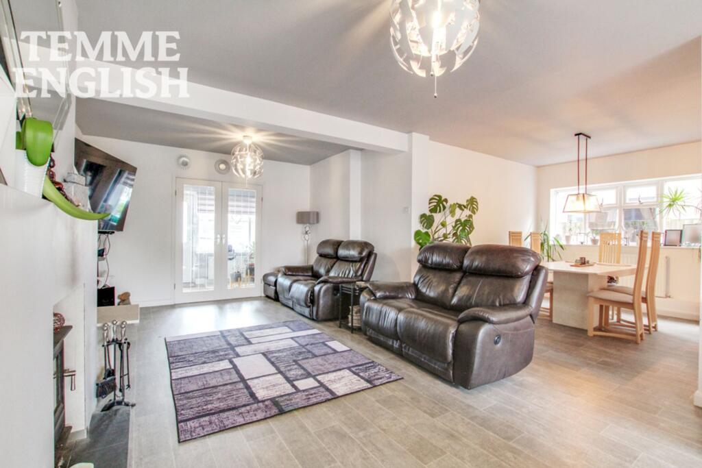 House in Southend-on-Sea - View 5