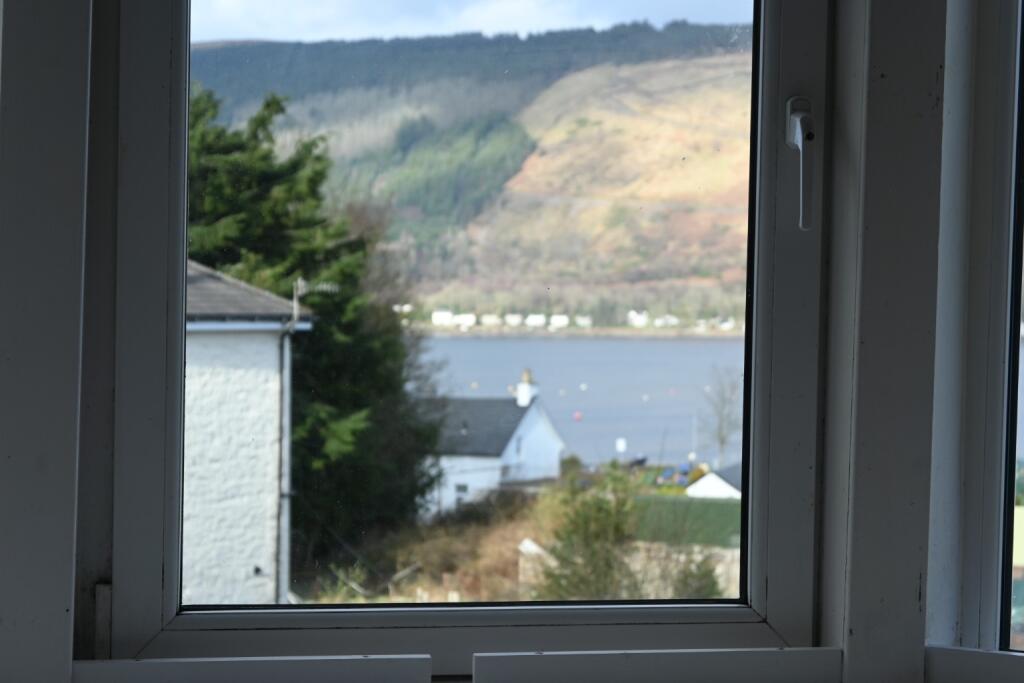 House in Paisley, Argyll and Bute - View 4