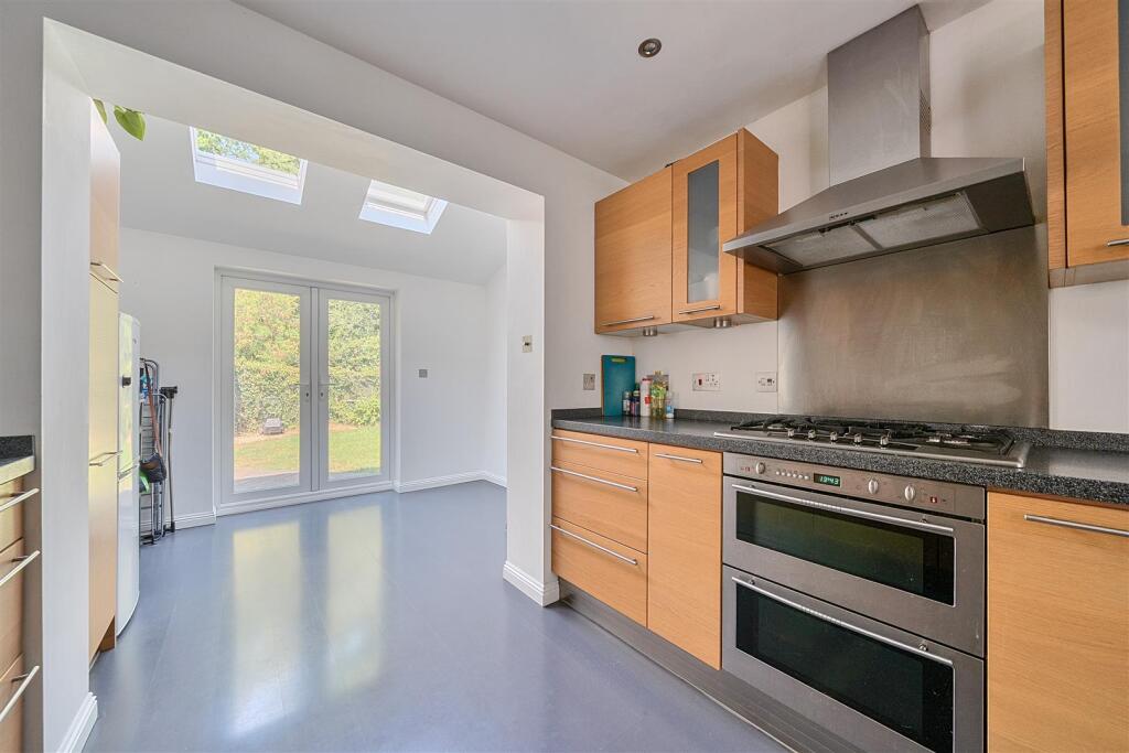 House in Shrewsbury, Redwood Park, Shelton - View 4