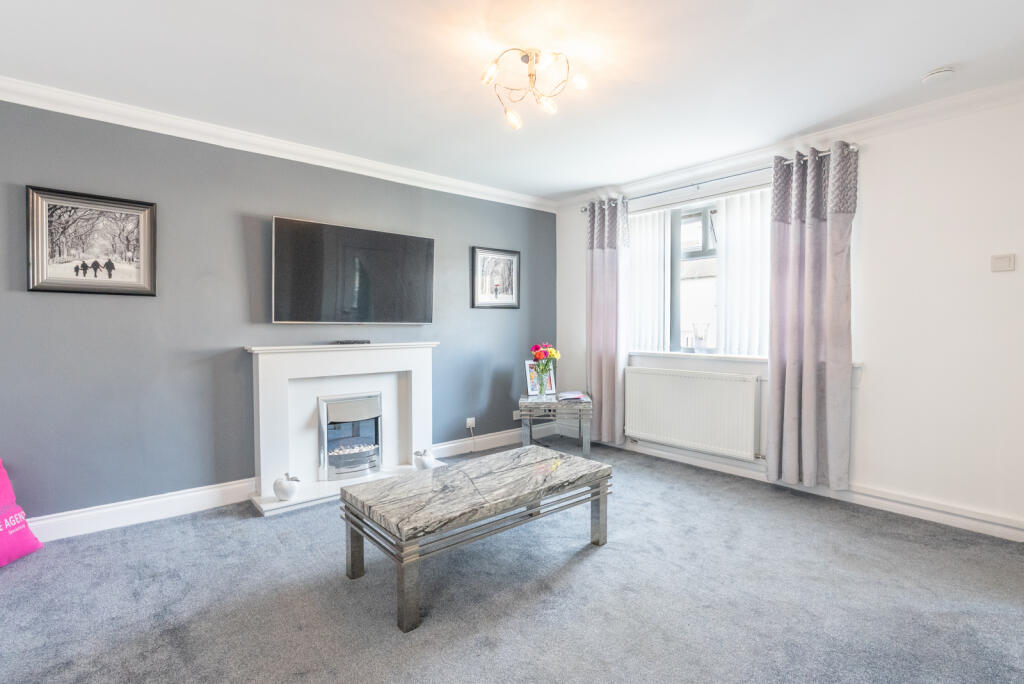 House in Motherwell, North Lanarkshire - View 4