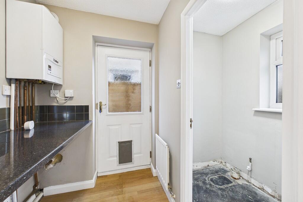 268 Valley Drive, Kendal, Cumbria, LA9 7SL photo 4