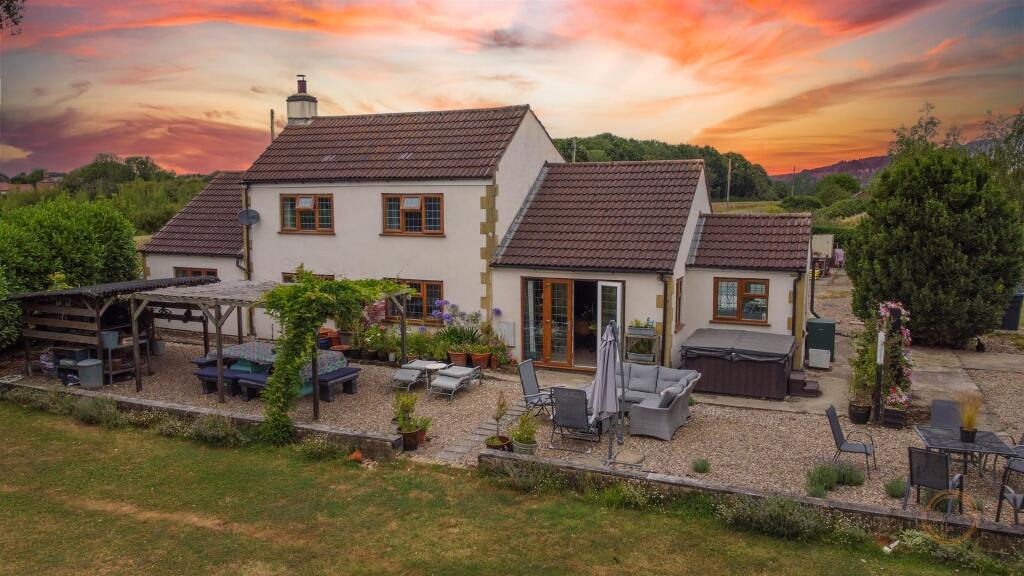 Main image of property: Keal Bank, Stickford, Boston