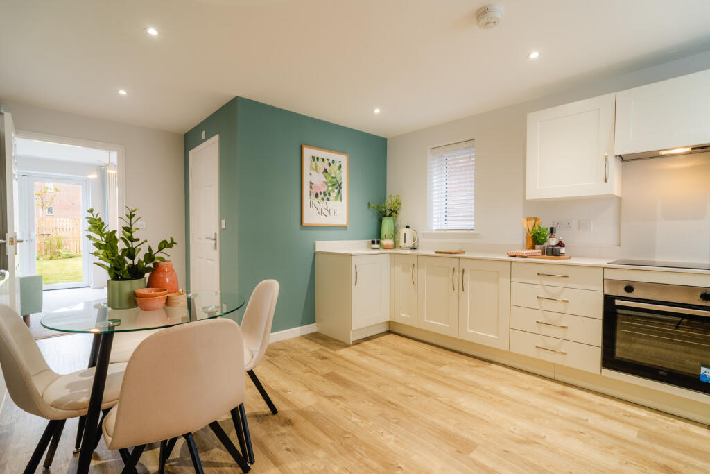 Main image of property: Farm View Road,
Kirkby-In-Ashfield,
Nottingham
NG17 7PH