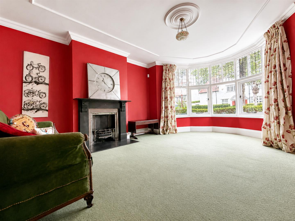 Morland Avenue, Stoneygate photo 4