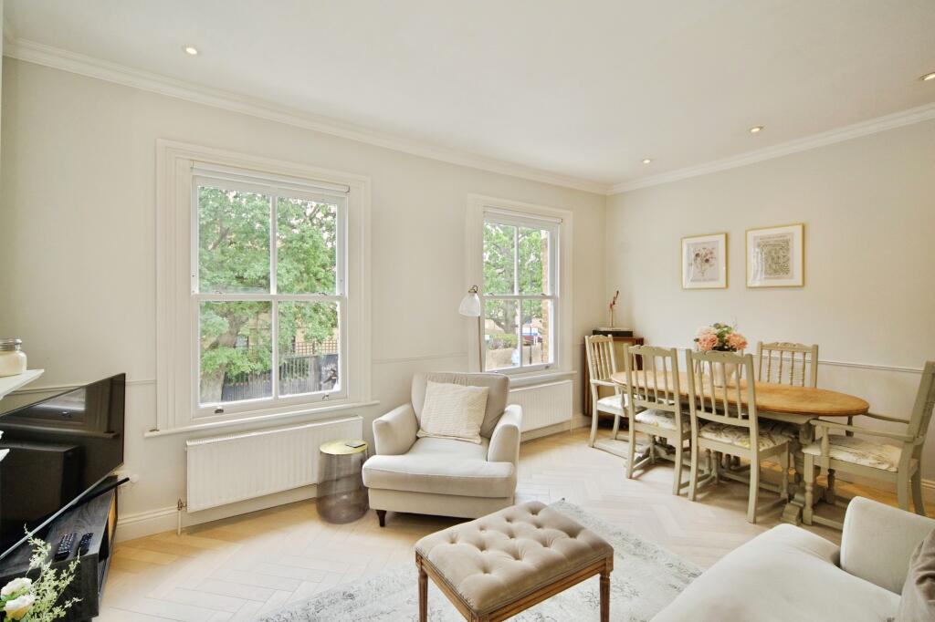 Apartment in London - View 3