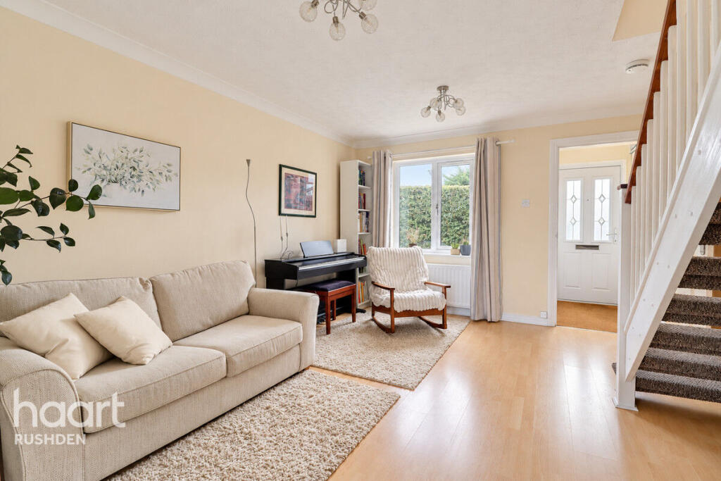 House in Rushden, North Northamptonshire - View 3