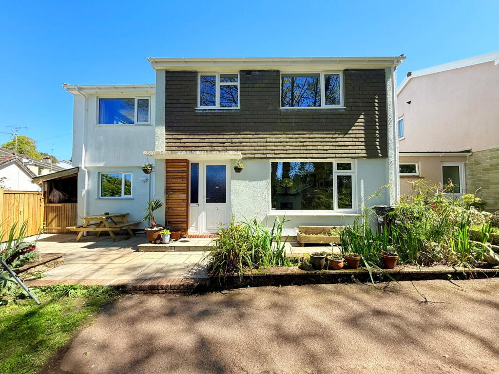 Main image of property: Captains Walk,Falmouth,TR11 4HR