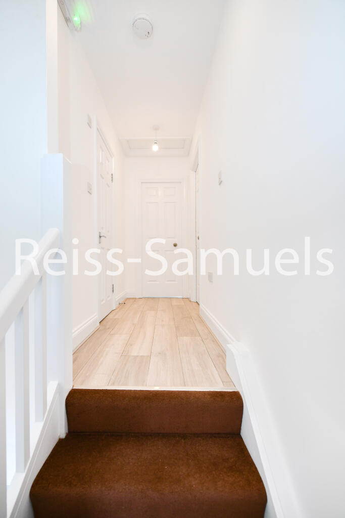 6 bedroom terraced house for rent
