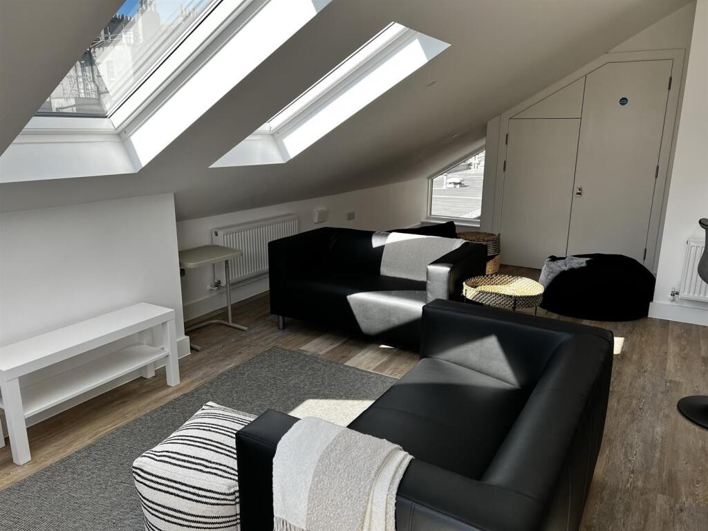 Main image of property: Hampton Lane, Bristol