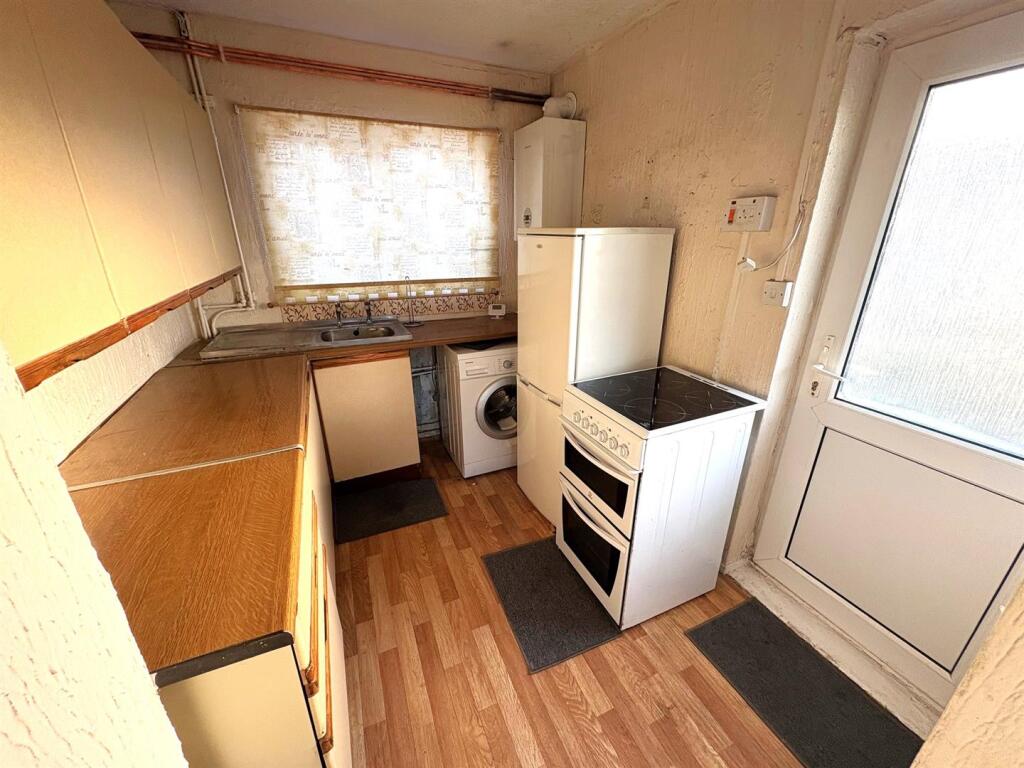 Carstairs Avenue, Swindon - View 3