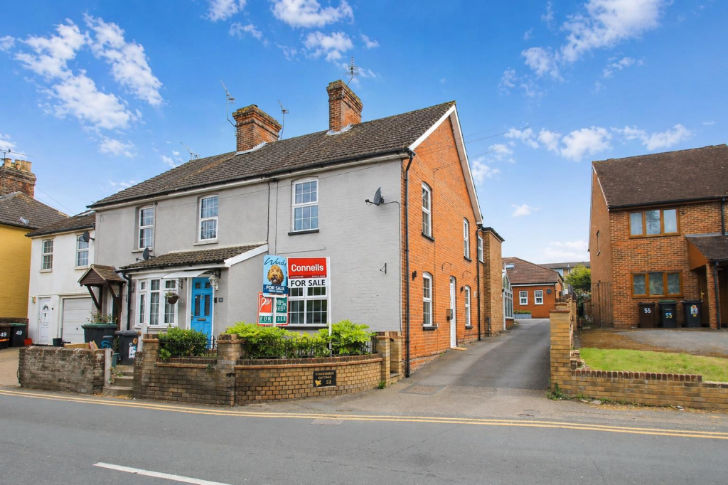 Main image of property: New Hythe Lane, Larkfield, Aylesford