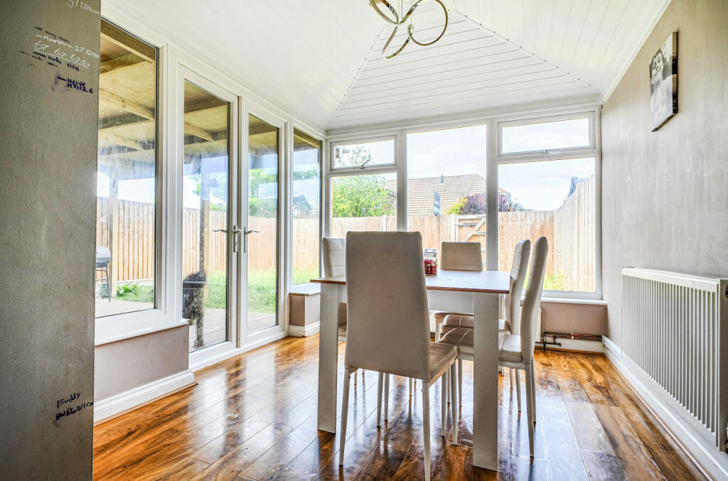 House in Bracknell - View 3