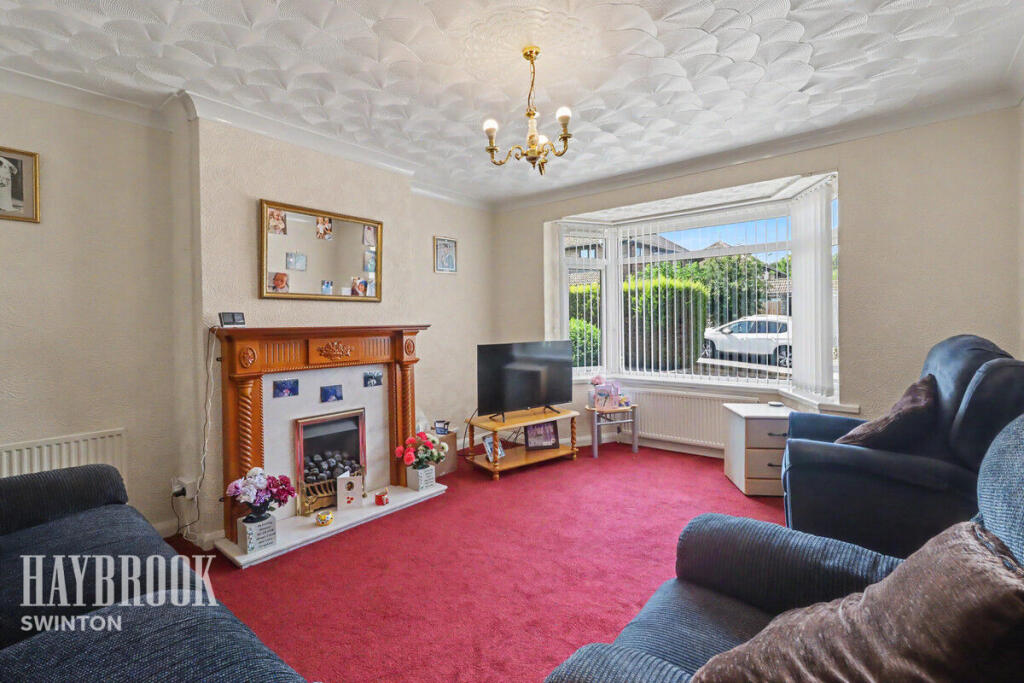 House in Doncaster, Conanby - View 4